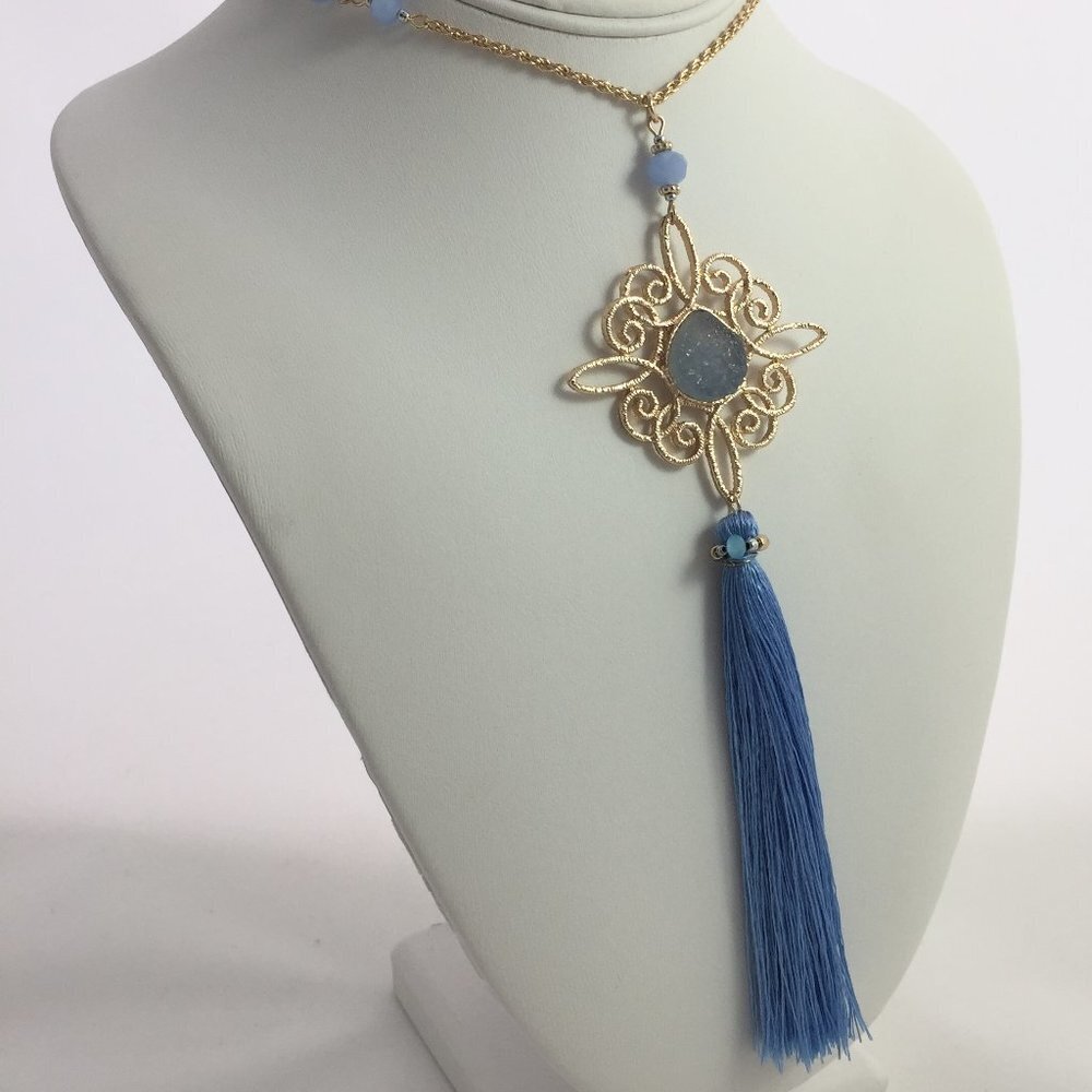 Jewelry necklace tassel long gold tone sky blue elegant fashion brand new